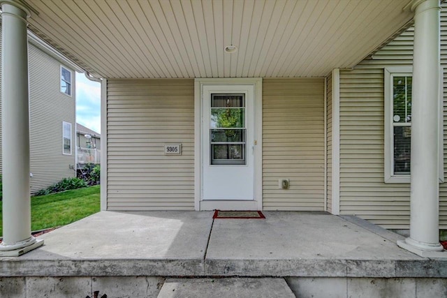 9305 Briar Haven Dr, Verona, WI 53593 - entrance to property with a porch