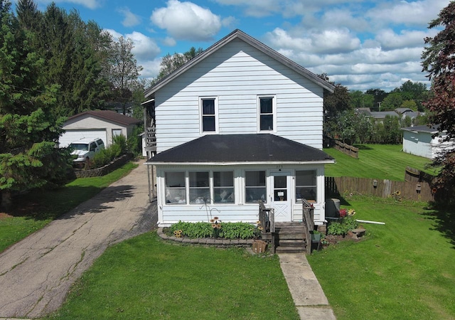 375 S Bridge St, Markesan, WI 53946 - view of front facade with roof with shingles
