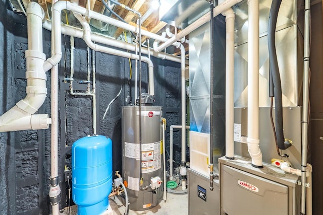 N11594 Woodland Dr, Tomahawk, WI 54487 - utilities with water heater and heating unit