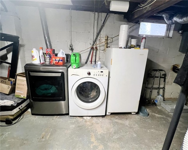 10302W Cty Rd, D, Exeland, WI 54835 - laundry area with independent washer and dryer, concrete block wall, and water heater