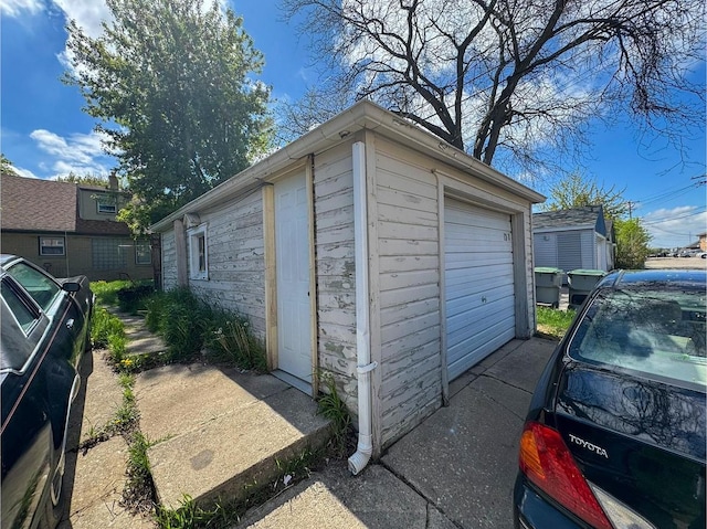 7248 W Potomac Ave, Milwaukee, WI 53216 - view of detached garage