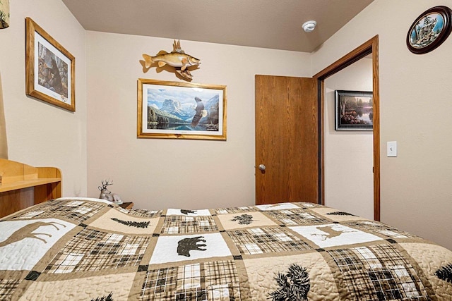 W6554 Wolf Lake Rd, Wausaukee, WI 54177 - view of bedroom