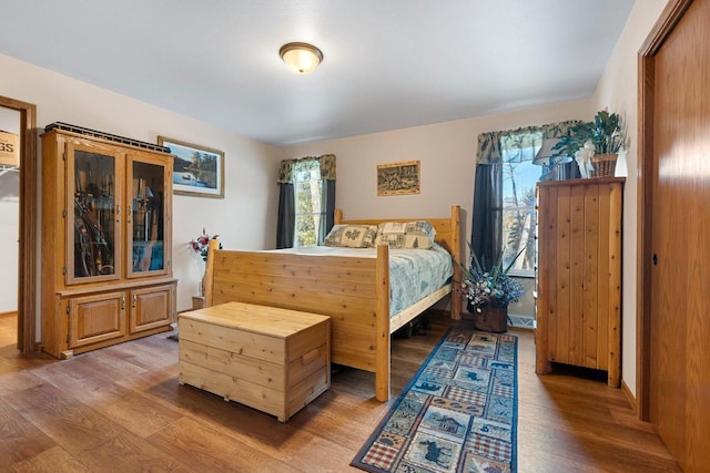 W6554 Wolf Lake Rd, Wausaukee, WI 54177 - bedroom featuring light wood finished floors