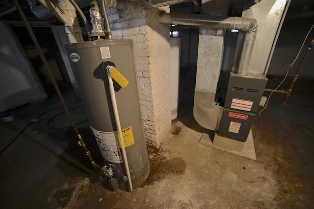 2435 N 44th St Unit 2437, Milwaukee, WI 53210 - utility room with gas water heater