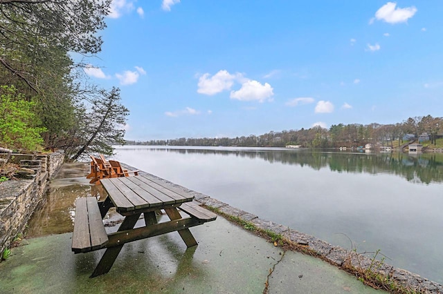 W329N6597 Forest Dr, Hartland, WI 53029 - dock area featuring a water view