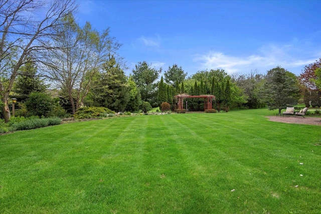 4021 Three Penny Ct, De Pere, WI 54115 - view of green lawn