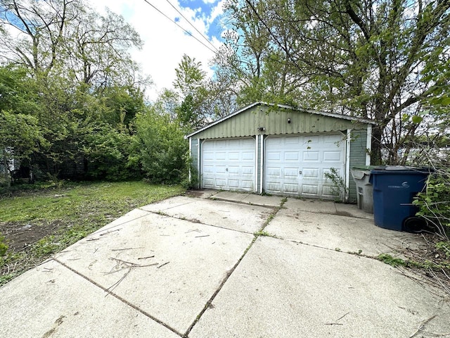 5501 W Thurston Ave, Milwaukee, WI 53218 - view of detached garage