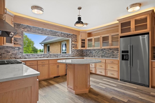 6600 N Ballard Rd, Appleton, WI 54913 - kitchen with high end refrigerator, open shelves, and backsplash