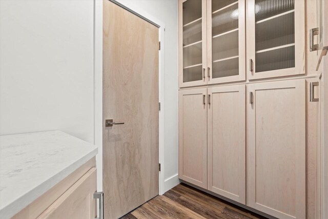 6600 N Ballard Rd, Appleton, WI 54913 - view of closet