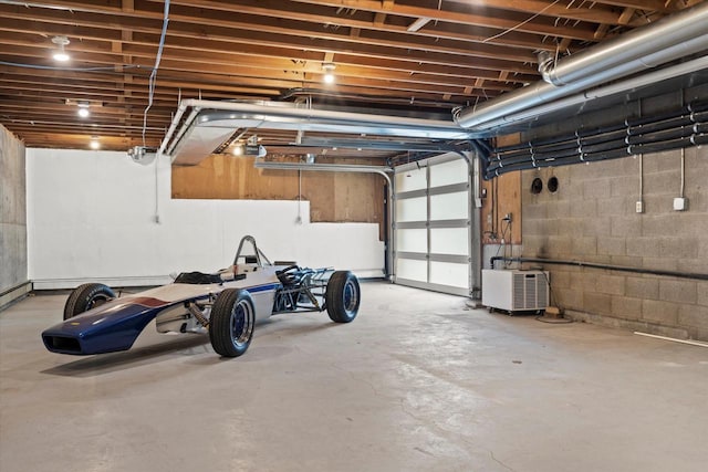 6600 N Ballard Rd, Appleton, WI 54913 - view of garage