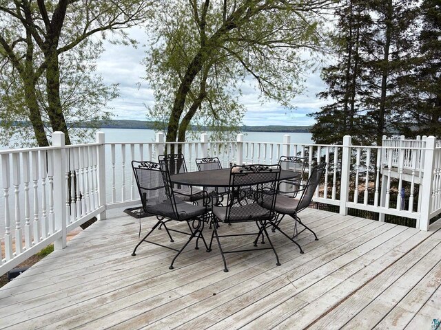 657 Main St, La Pointe, WI 54850