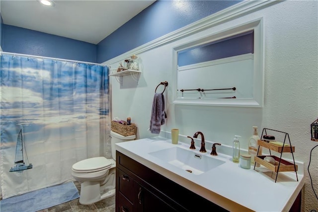 739 Veronica St, Chippewa Falls, WI 54729 - full bathroom featuring vanity, toilet, a shower with shower curtain, a textured wall, and recessed lighting