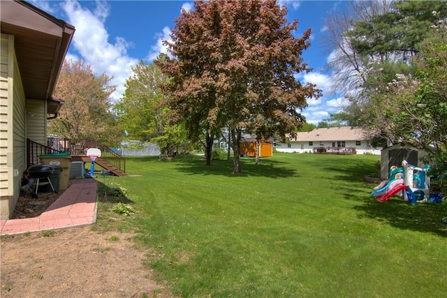 739 Veronica St, Chippewa Falls, WI 54729 - view of grassy yard