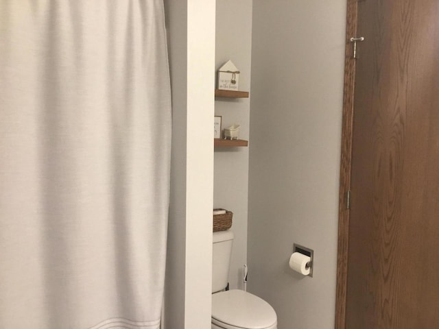 2706 Pleasant Dr, Holmen, WI 54636 - bathroom with toilet