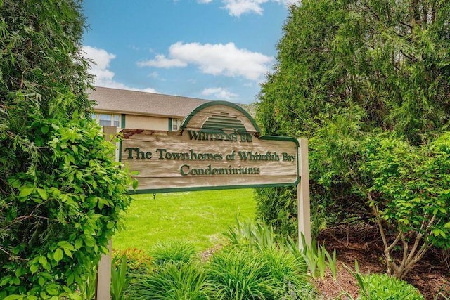 4873 N Santa Monica Blvd, Whitefish Bay, WI 53217 - view of community sign