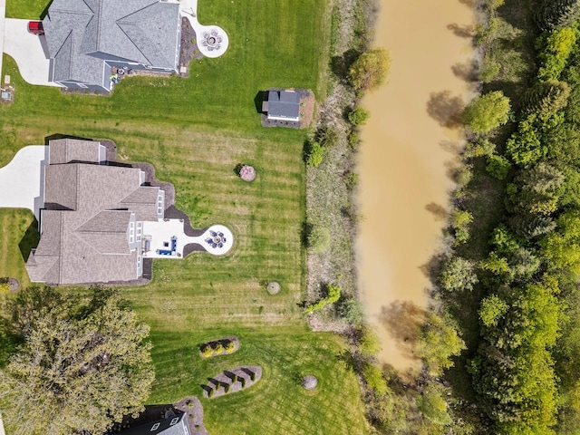 160 Candleberry Ln, Grafton, WI 53024 - drone / aerial view