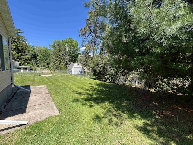 425 Mineau Pkwy, Madison, WI 53711 - view of yard