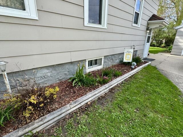 219 E 9th St, Fond Du Lac, WI 54935 - exterior view