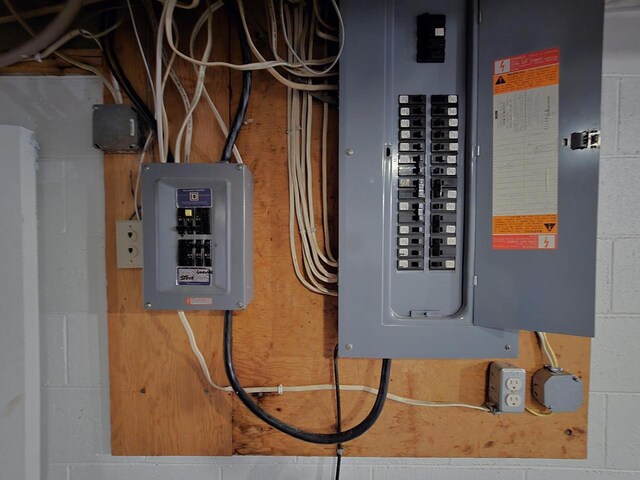 4211 State Highway 173, Nekoosa, WI 54457 - utilities with electric panel