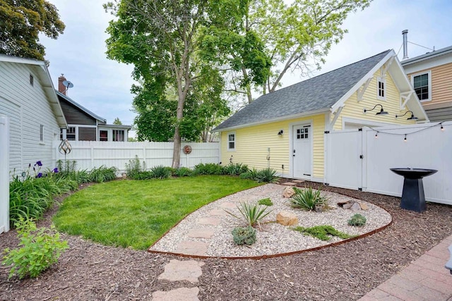 350 Washington St, Prairie Du Sac, WI 53578 - view of yard with a gate