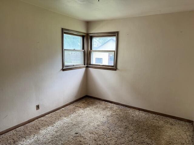 424 S 66th St, Milwaukee, WI 53214 - carpeted empty room with baseboards