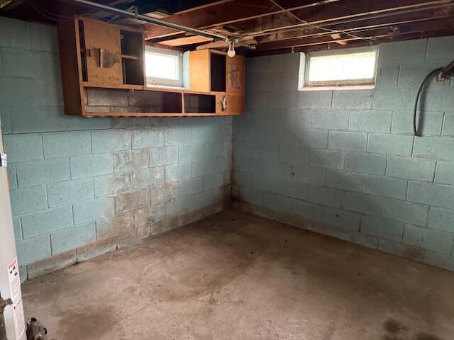 424 S 66th St, Milwaukee, WI 53214 - view of below grade area