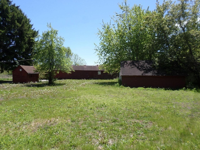 1909 91st St, Pleasant Prairie, WI 53158 - view of yard