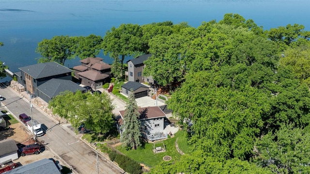 4512 Larson St, Mcfarland, WI 53558 - aerial view of residential area featuring a large body of water