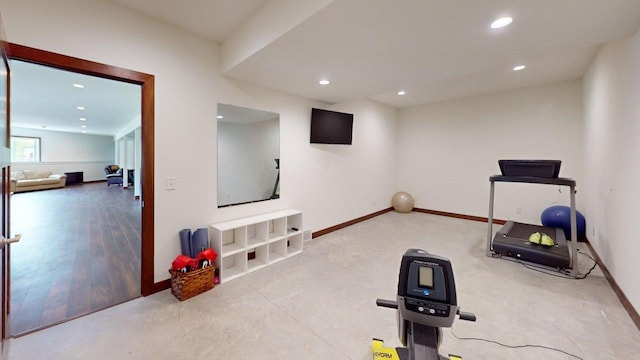 W10559 Hickory Point Rd, Beaver Dam, WI 53916 - exercise area with recessed lighting and baseboards