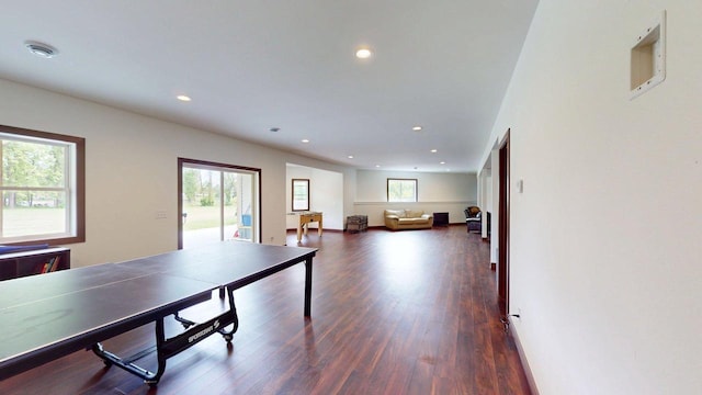 W10559 Hickory Point Rd, Beaver Dam, WI 53916 - playroom featuring recessed lighting, dark wood-style flooring, and baseboards