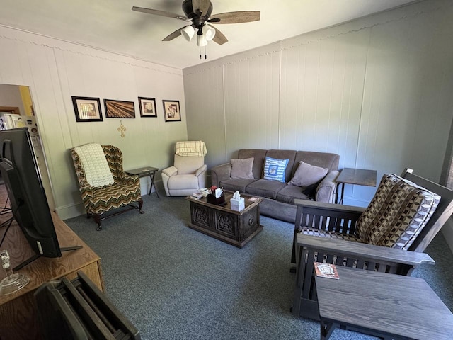 3135 S 6th St, Milwaukee, WI 53215 - living room with ceiling fan and carpet