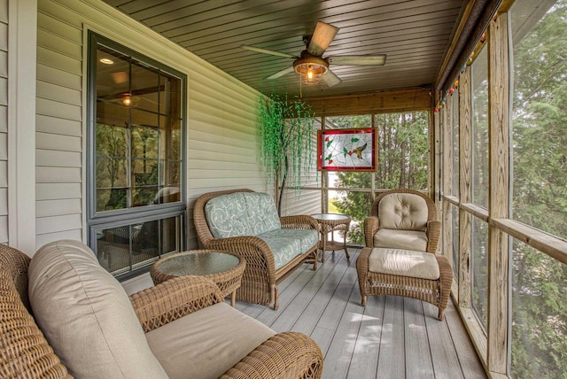 800 Ridge Ave, Platteville, WI 53818 - sunroom featuring ceiling fan