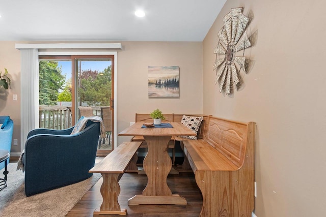 1254 Thorndale St, Green Bay, WI 54304 - dining space with wood finished floors
