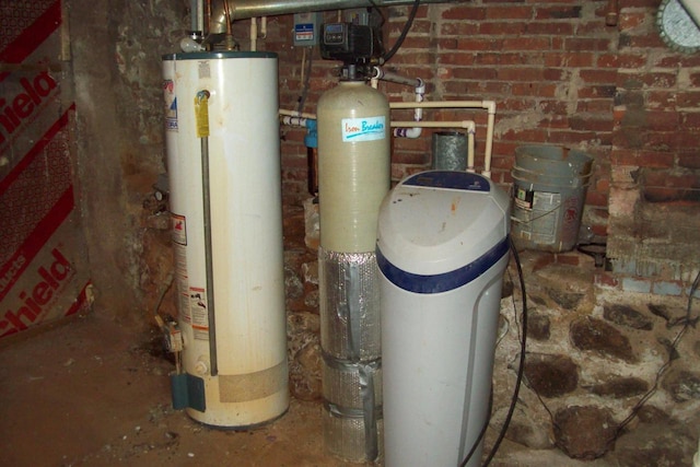 N5795 County Road A, Deerbrook, WI 54424 - utility room with gas water heater