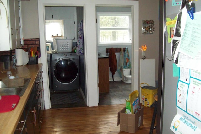 N5795 County Road A, Deerbrook, WI 54424 - laundry area with washer / dryer