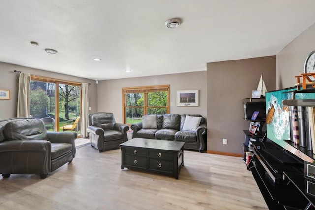 10 Prairie Hill Ct, Madison, WI 53719 - living room with light wood finished floors, recessed lighting, and baseboards
