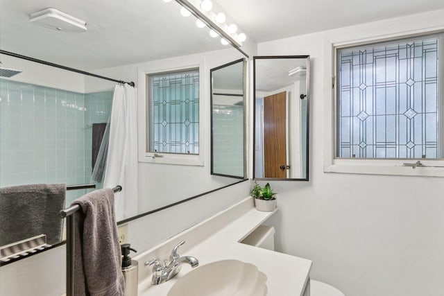 3604 Glenn Ln, Middleton, WI 53562 - bathroom with vanity and a shower with shower curtain
