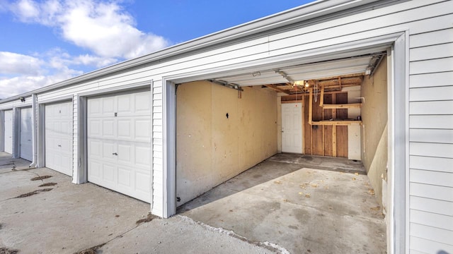 1106 S 7th St Unit 2, Sheboygan, WI 53081 - view of garage