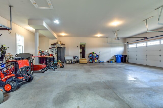 963 Brynhill Dr, Oregon, WI 53575
