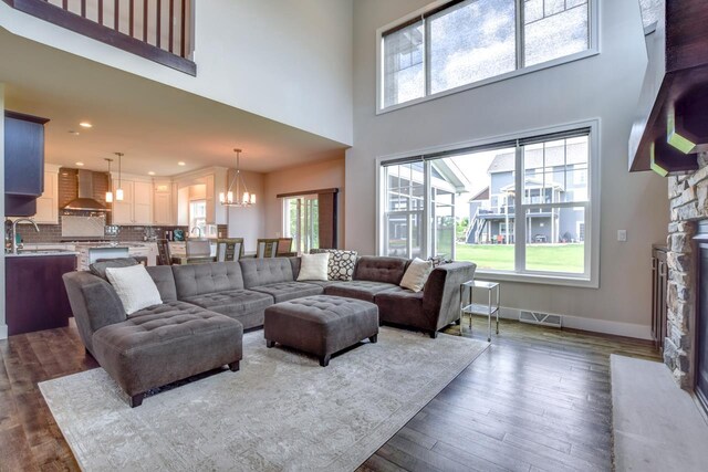 963 Brynhill Dr, Oregon, WI 53575