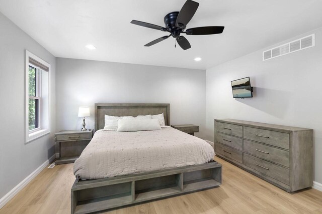 W2434 Timber Trl, Keshena, WI 54135 - bedroom with light wood-style flooring, baseboards, a ceiling fan, and recessed lighting