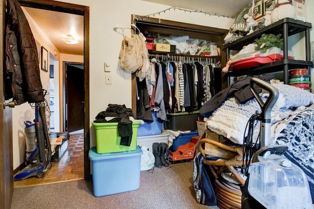 129 Luby Ave, Oconto, WI 54153 - view of walk in closet