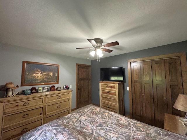 N3140 Forest Prairie Park Rd, Monroe, WI 53566 - bedroom featuring a ceiling fan and a closet