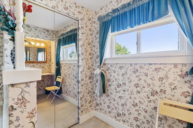 N1815 County Road T, Brodhead, WI 53520 - bathroom featuring wallpapered walls