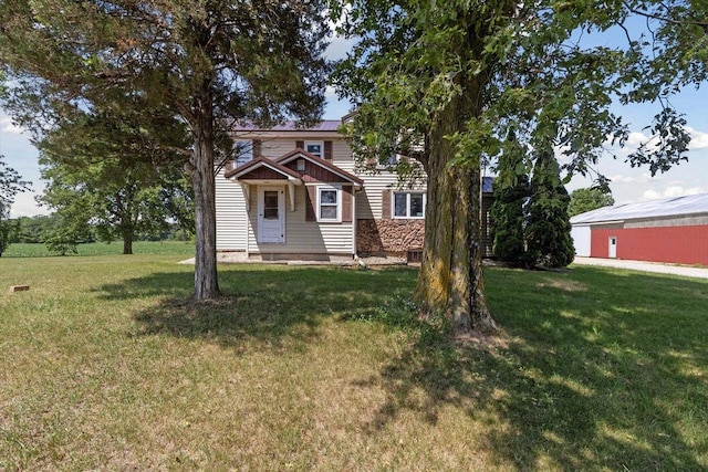 N1815 County Road T, Brodhead, WI 53520 - view of front of home with a front lawn