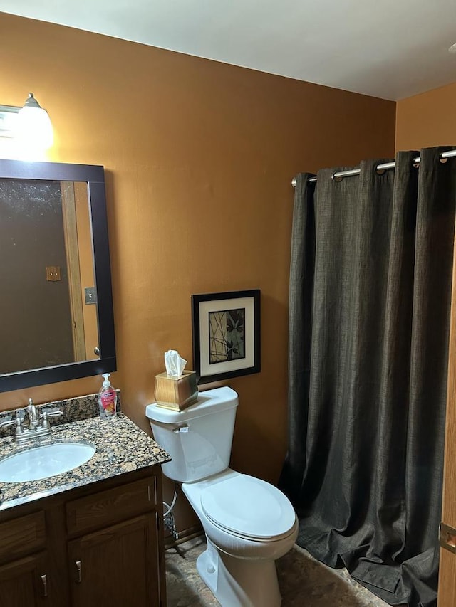 4103 80th St Unit 28A, Kenosha, WI 53142 - full bathroom featuring toilet, vanity, and curtained shower