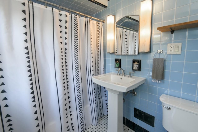 5744 W Rita Dr, West Allis, WI 53219 - bathroom with tile walls, toilet, and curtained shower