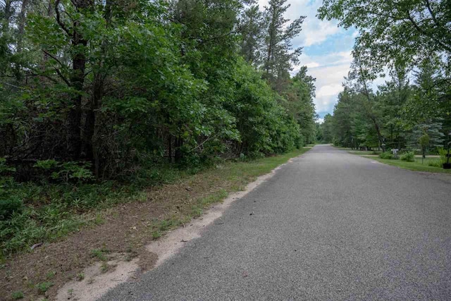 N8275 Woodland Trl, New Lisbon, WI 53950