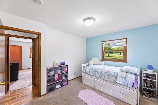 N101W16063 Santa Fe Dr, Germantown, WI 53022 - bedroom featuring baseboards