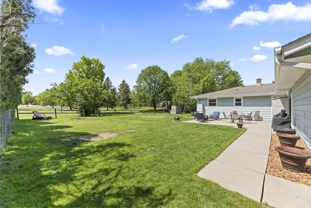 N101W16063 Santa Fe Dr, Germantown, WI 53022 - view of yard featuring a patio
